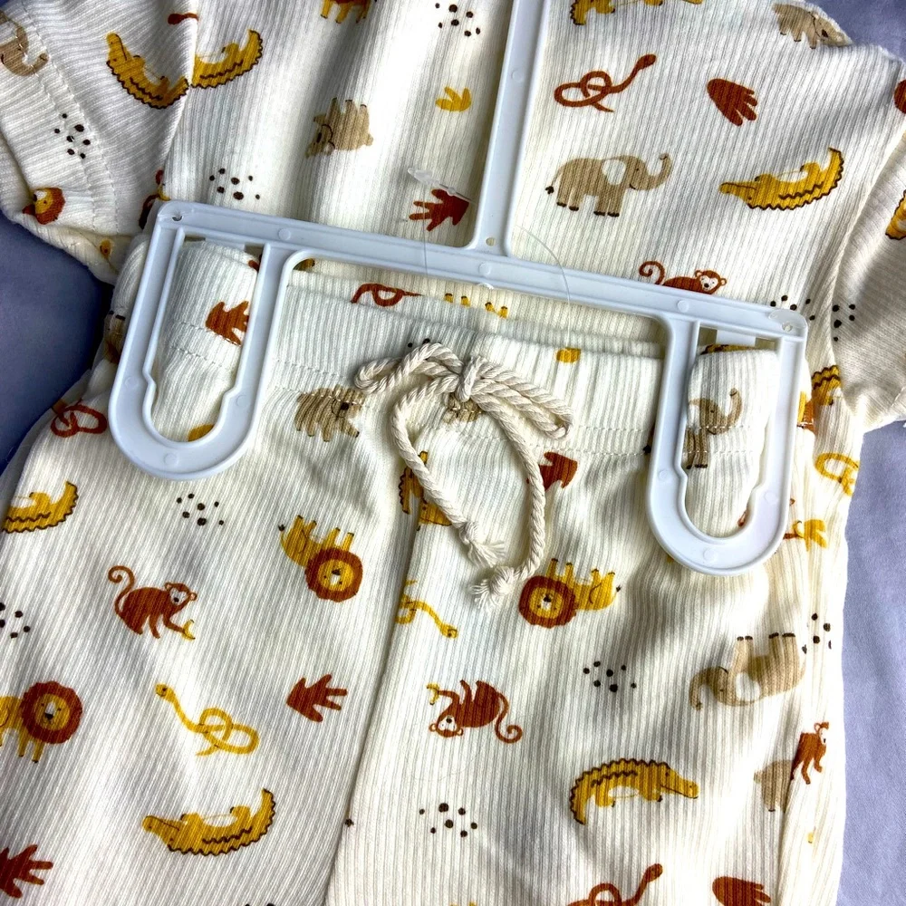 NWT 3 piece set Safari Cute Cotton Onesie matching leggings & cap